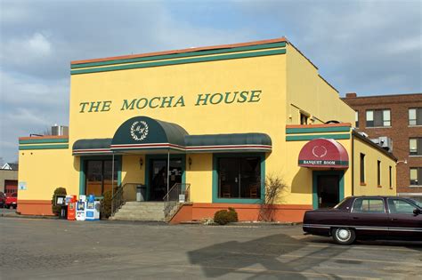 Mocha house warren ohio - Mar 4, 2013 · WARREN, Ohio -- The acquisition of Chase Tower in downtown Warren has produced few surprises – at least unwelcome ones. “It’s been a pleasant surprise for us,” Bill Axiotis says. Axiotis and Nick Liakaris purchased the building for $75,000 at auction in November 2011. Since then, the business partners, who own and operate the Mocha ... 